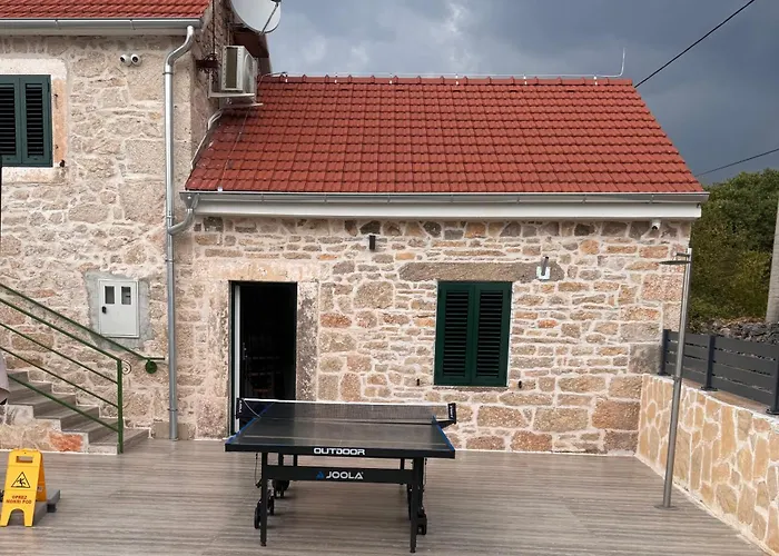 Zvonimir Villa Suknovci