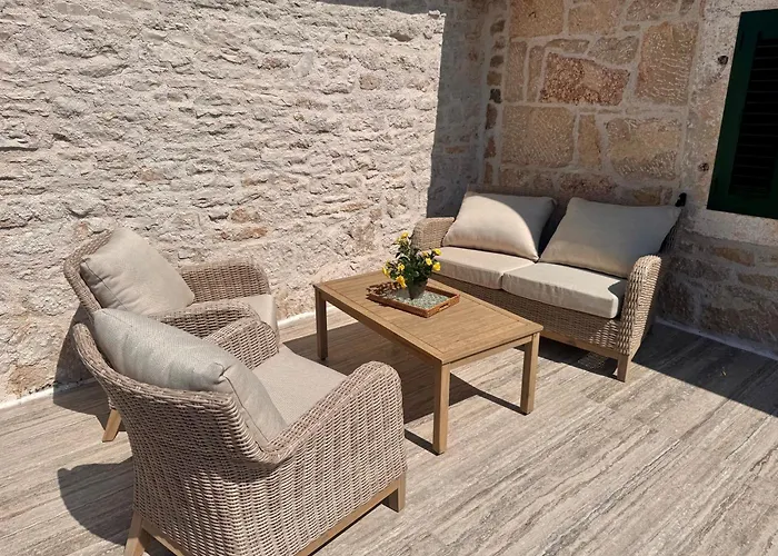 Zvonimir Villa Suknovci